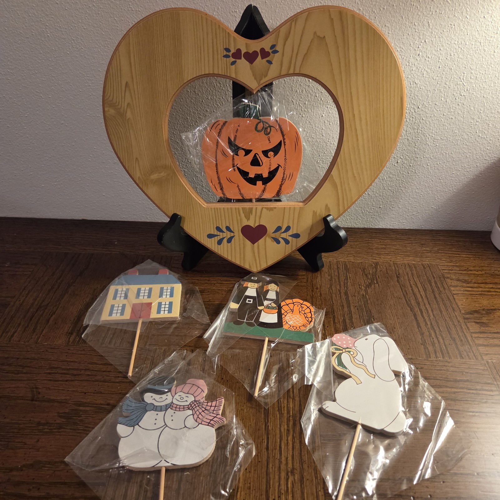 Cottagecore Heart Country Wall Hanging Interchangeable Holidays (5)