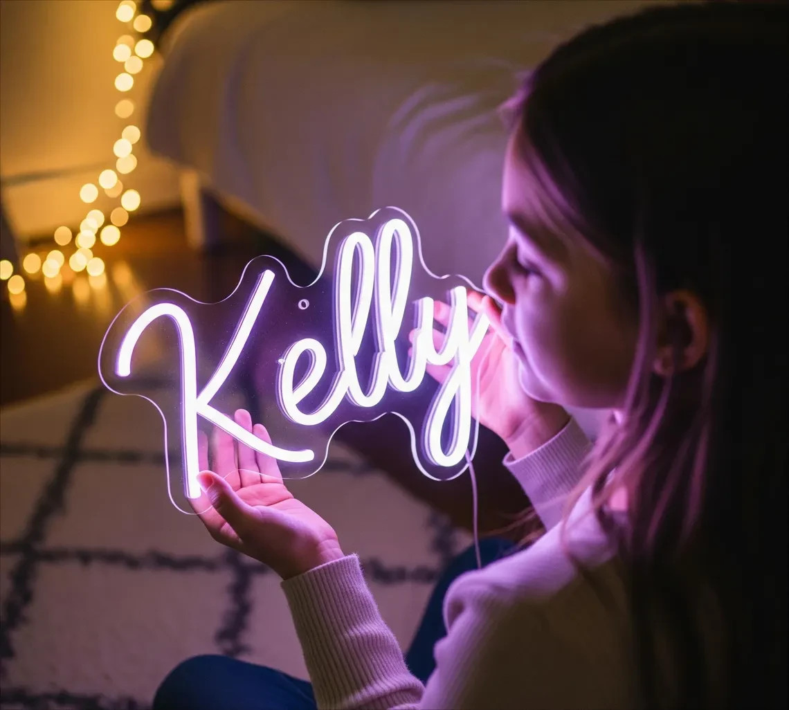 Personalized Name Neon Sign | Custom LED Light for Dorm Rooms, Fancy Neon Names