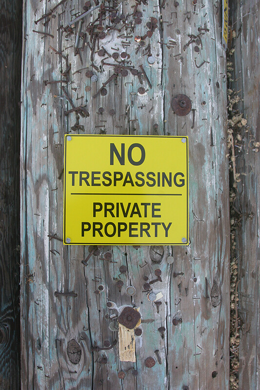 NO TRESPASSING – PRIVATE PROPERTY Sign : Solid Metal Aluminum Weatherproof Signs