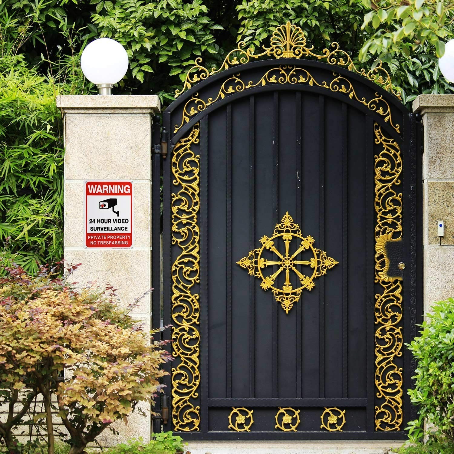 Elegant Outdoor Security – 4-Pack 10×7 No Trespassing Signs, Easy Installation
