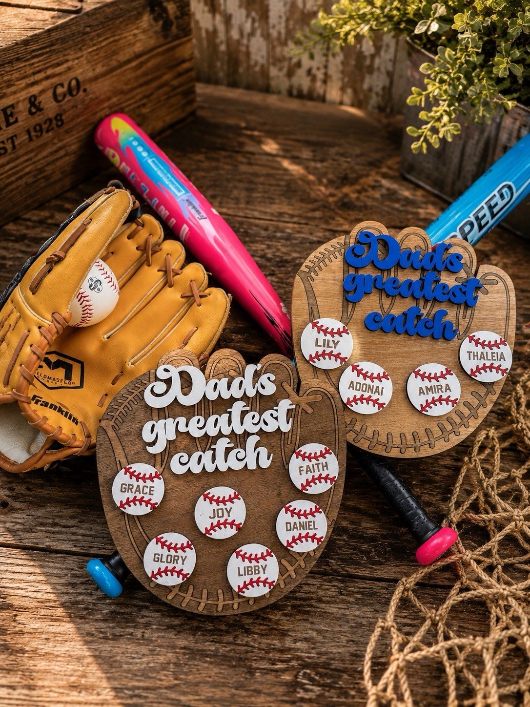 Personalized «Dad’s Greatest Catch» Wood Baseball Glove Plaque, Father’s Day