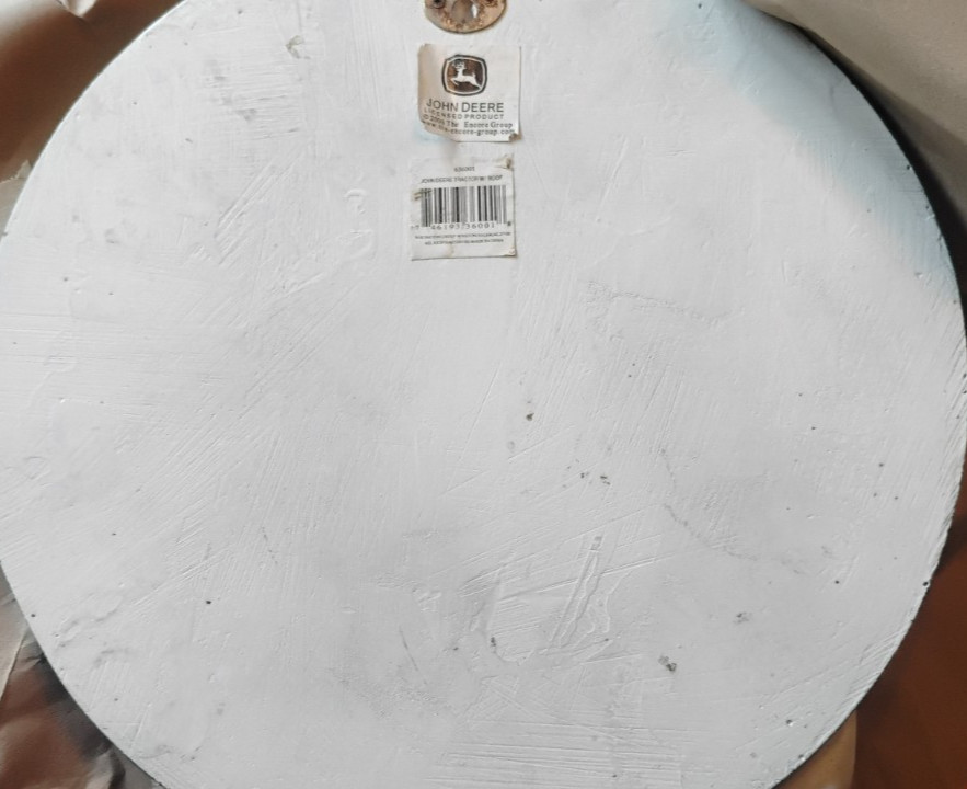 John Deere Farm Tractor Wall Plaque Art Decor 11.5″ Round – Plaster