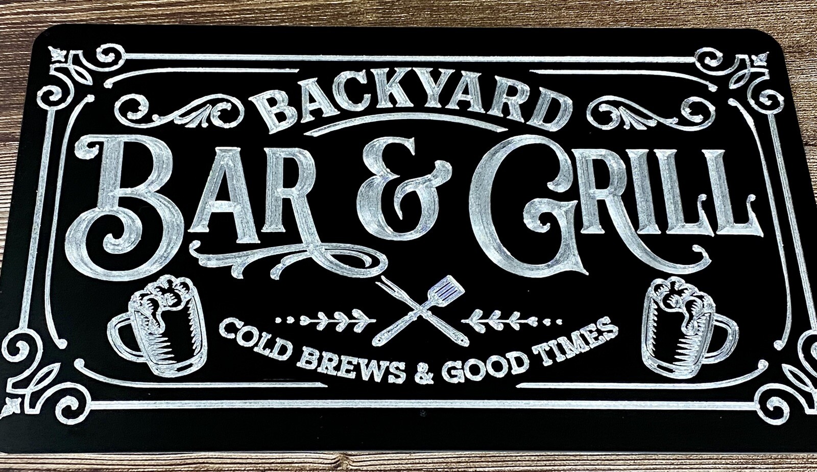Engraved Backyard Bar & Grill Diamond Etched Yard Decor Sturdy Metal 15×9 Sign