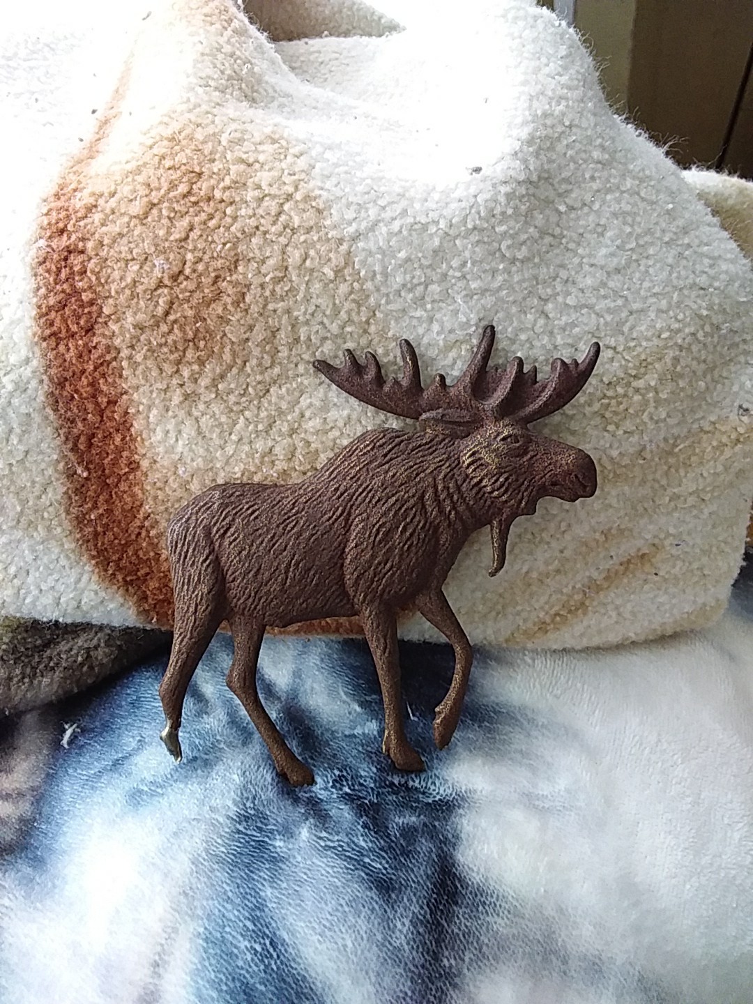 Rustic Metal Moose Wall Decor Piece Small 3 Inches