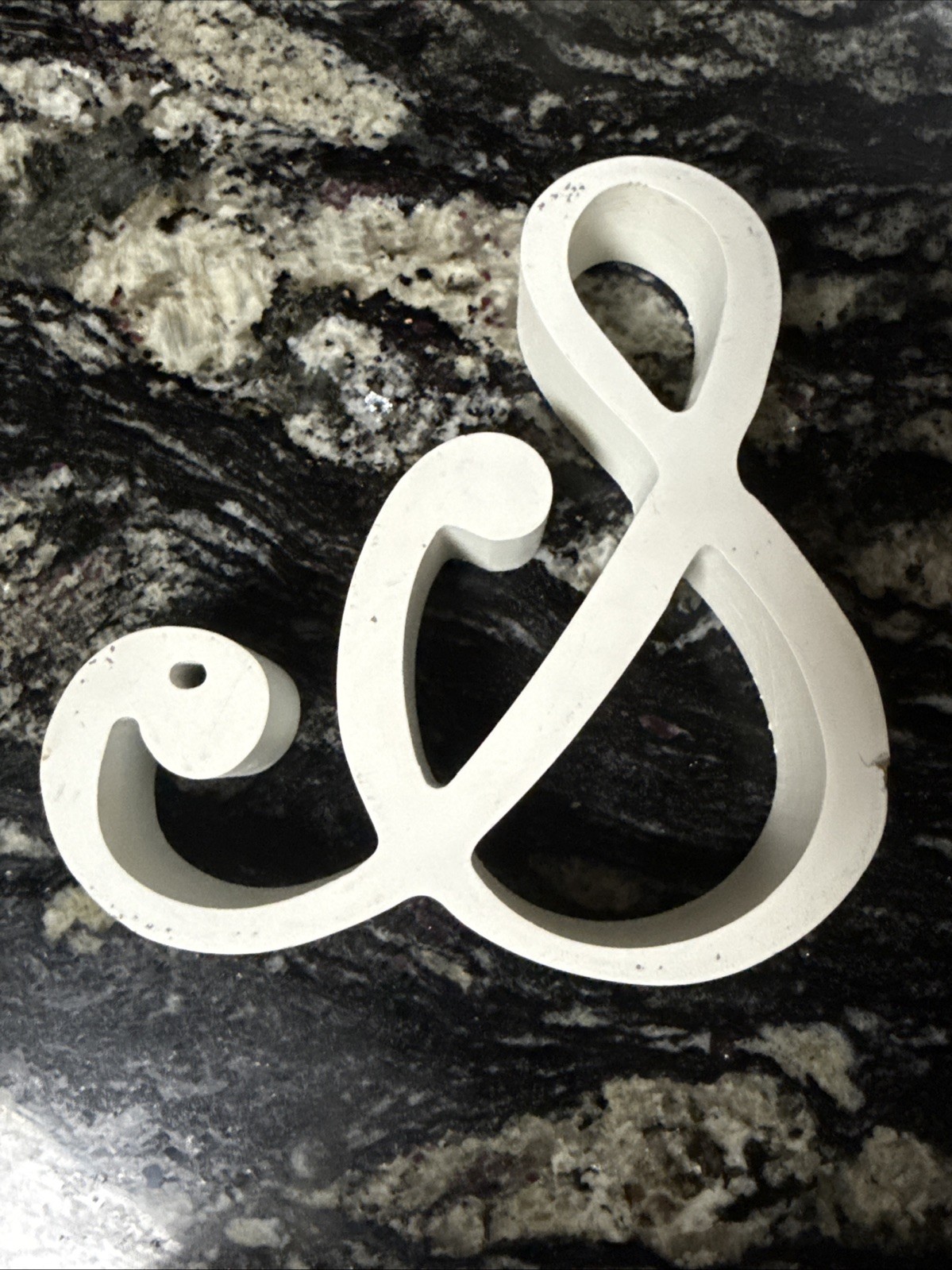 Wood Distressed & Symbol 8 Inch